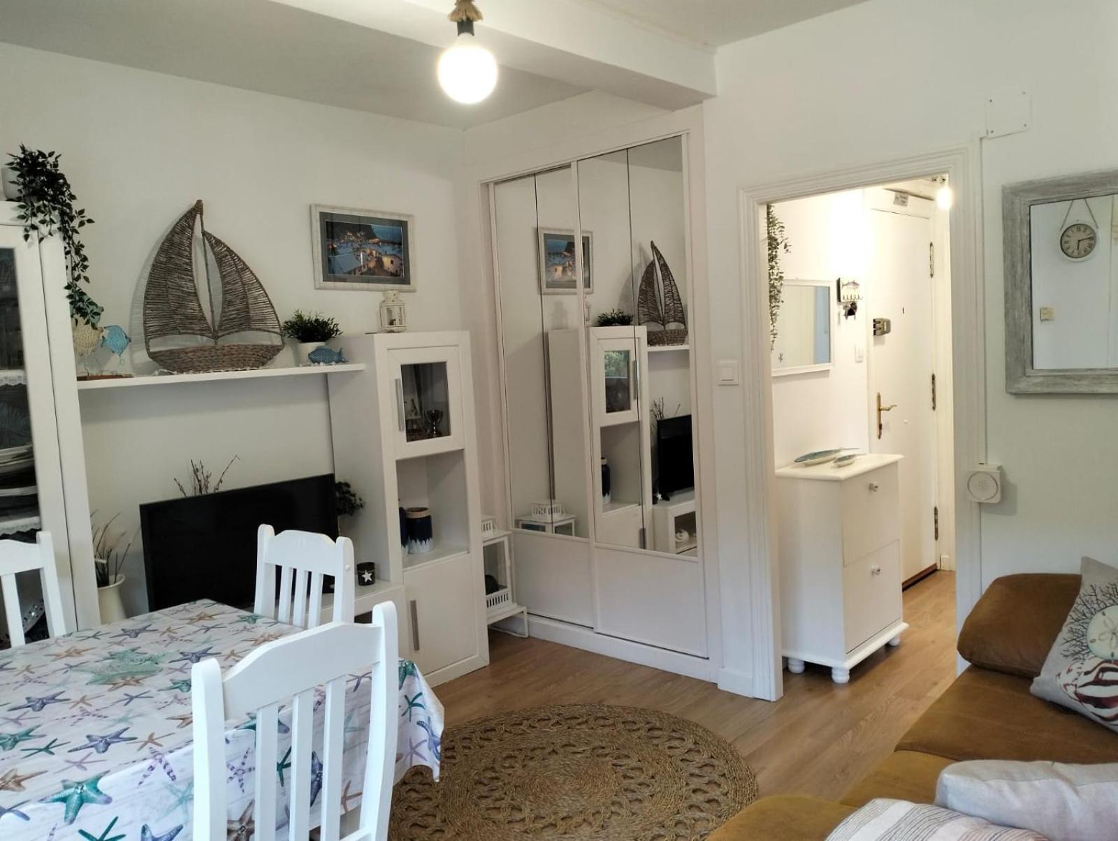 79 Vut6993as Appartement *